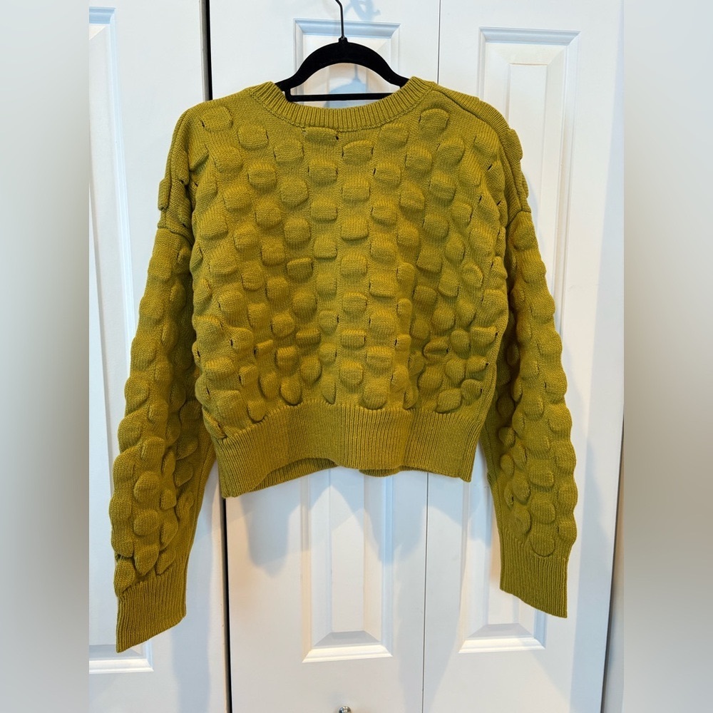 NWT - Hera Collection Checkerboard Cropped Sweater - Size Medium. - Picture 5 of 13